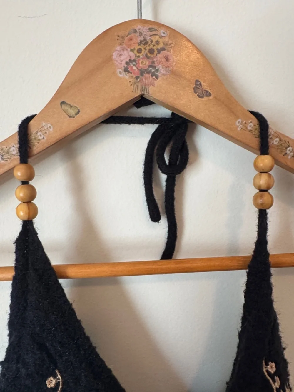 Black Embroidered Halter Crop Top with Sun Motif - Picture 3 of 4